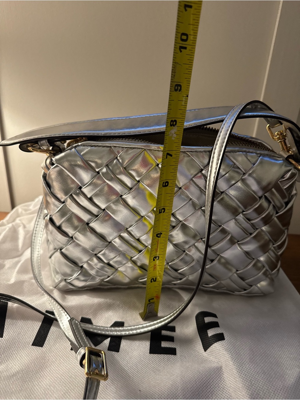 Aimee Kestenberg Silver Woven Crossbody Bag - Picture 3 of 6